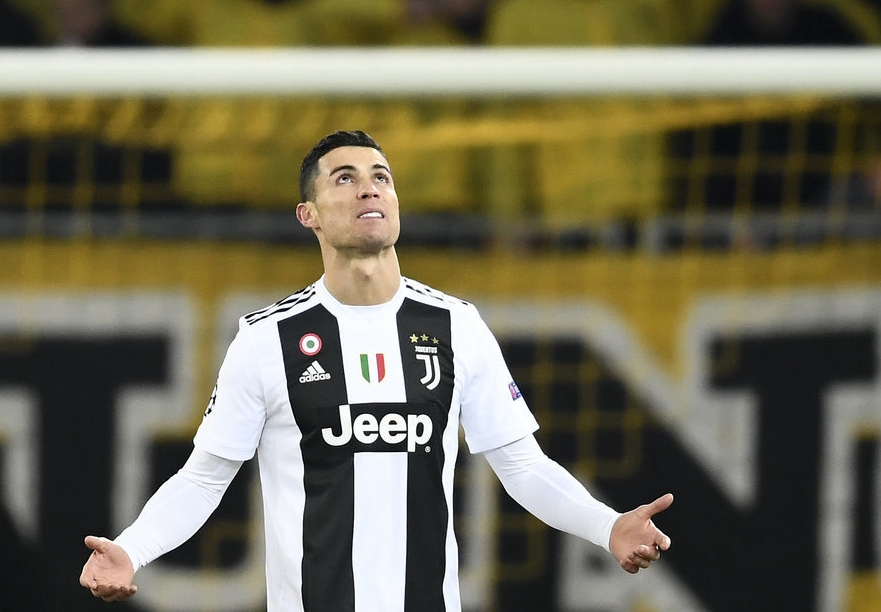 马洛塔谈出售阿什拉夫：决定很艰难，但为了俱乐部不得不这样（马洛塔：卖走阿什拉夫很痛苦，但为俱乐部必须如此）