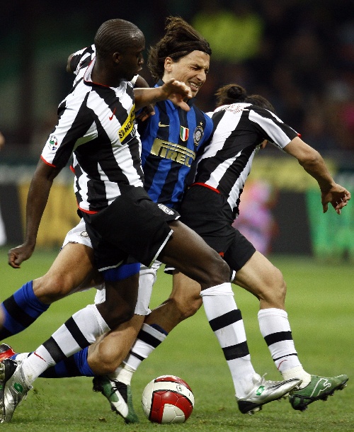 14年了！中国球员上一次在NBA首发出场，还是10-11赛季的易建联（中国球员NBA首发已隔14年，上一次是10-11赛季的易建联）