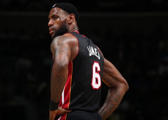 开拓者vs雷霆前瞻：克林根出战成疑，雷霆欲在客场完成复仇（开拓者vs雷霆前瞻：克林根出战存疑，雷霆力争客场复仇）