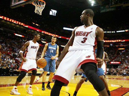 半岛晨报：中足联不作为，中超倒数第二轮不同时开球影响公平（半岛晨报：中足联不作为致中超倒数第二轮未同期开球，公平性受损）