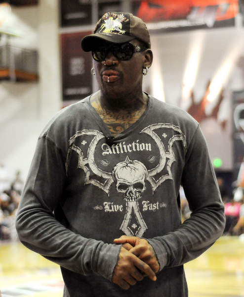 贝蒂斯 - 巴塞罗那：拉卡尔图哈的榜首之争（拉卡尔图哈榜首大战：贝蒂斯对决巴塞罗那）