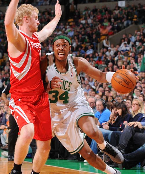 库普梅纳斯：我踢左中卫感觉很舒服，我的能力能帮助尤文（库普梅纳斯：踢左中卫我很适应，自信能以实力助力尤文）