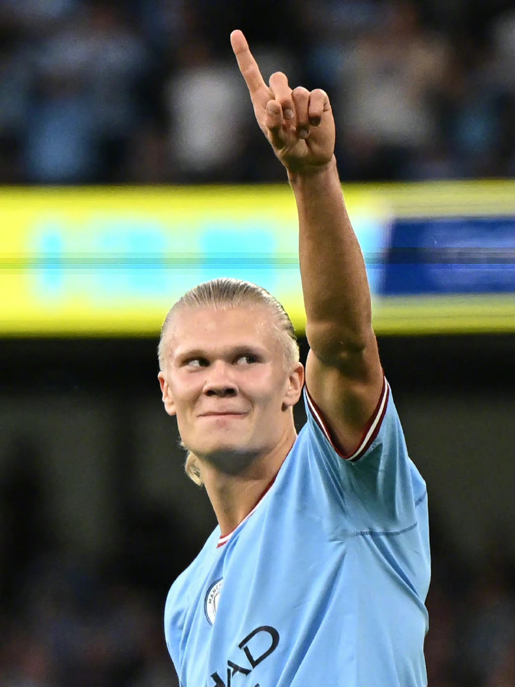 西媒：德尔塞罗担任巴萨本轮VAR裁判，曾多次执裁巴萨惹争议（西媒：德尔塞罗将负责本轮巴萨VAR，曾多次吹罚巴萨引争议）