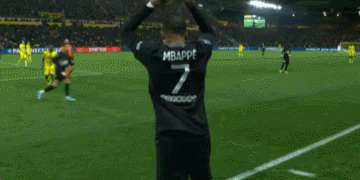 热刺街头绘制孙兴慜壁画迎接欧冠回归（热刺以孙兴慜街头壁画迎接欧冠重返）